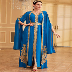 جلابية نسائية مطرزة