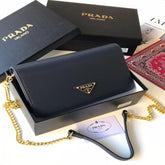 شنطة نسائية من ماركة برادا PRADA
