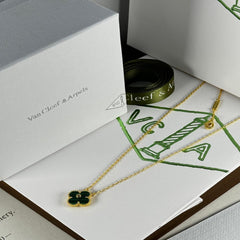 سلسال نسائي فان كليف