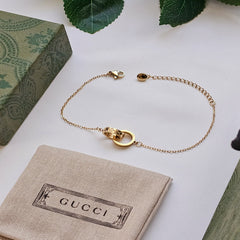 اسوارة انيقة من قوتشي