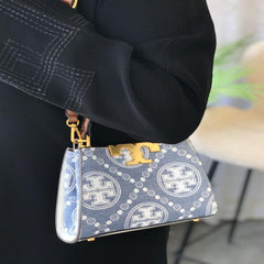 شنطة نسائية من ماركة توري بورش