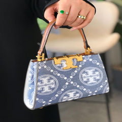 شنطة نسائية من ماركة توري بورش