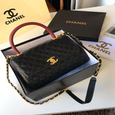 شنطة نسائية انيقة من ماركة شانيل CHANEL