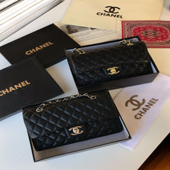 شنطة نسائية انيقة من ماركة شانيل CHANEL