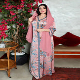 جلابية نسائية مع وشاح مشجرة بالورد