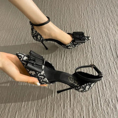 حذاء نسائي ماركة