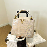 حقائب كتف فاخرة للنساء