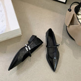 حذاء نسائي مريح