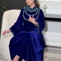جلابية نسائية مطرزة