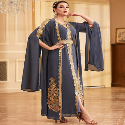 جلابية نسائية مطرزة
