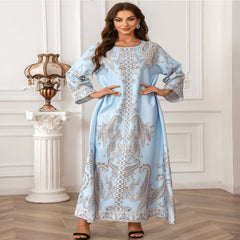 جلابية نسائية مطرزة