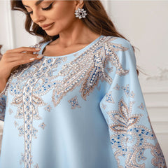 جلابية نسائية مطرزة