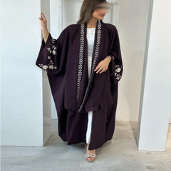 عباية نسائية مطرزه مع وشاح