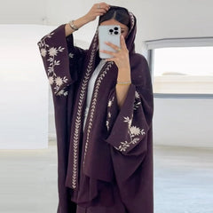 عباية نسائية مطرزه مع وشاح