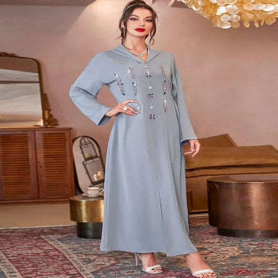 جلابية نسائية مطرزة