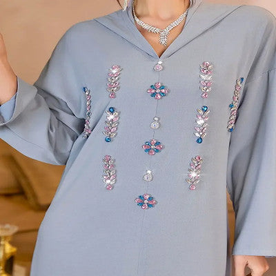 جلابية نسائية مطرزة